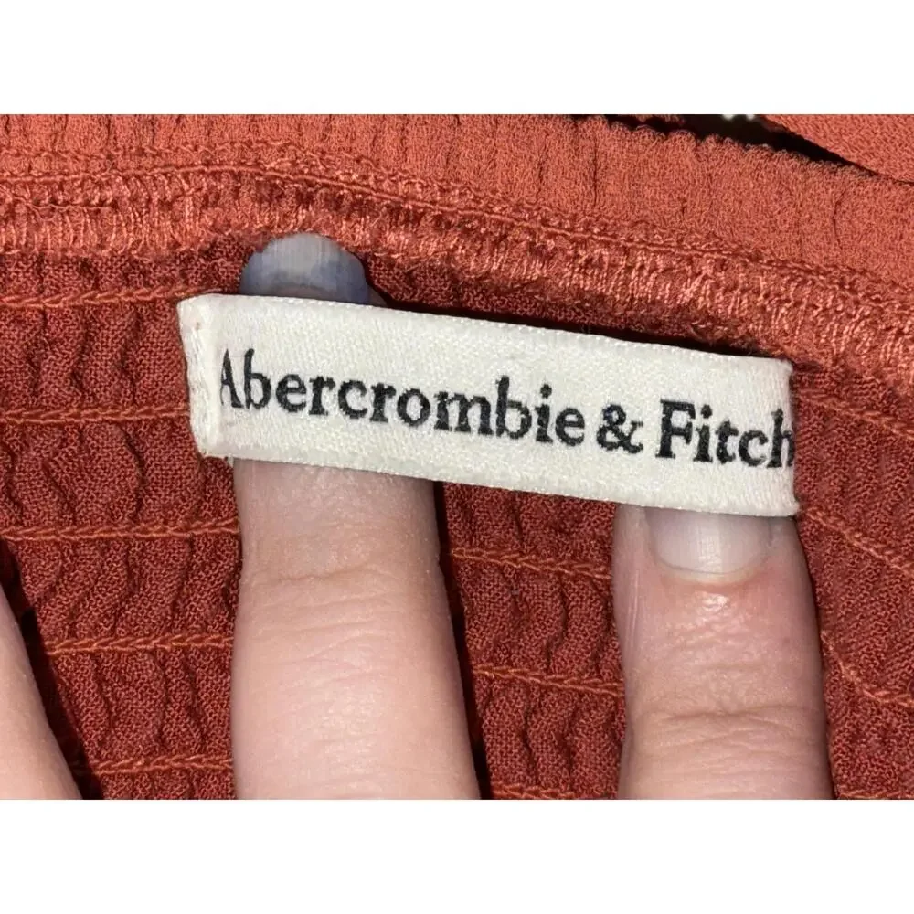 NEW Abercrombie & Fitch Red Smocked Bodice Puff Sleeve Short Sleeve Blouse Sz XS
